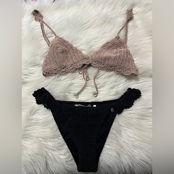 Wave by Winston white crochet swimsuit - Picture 1 of 8